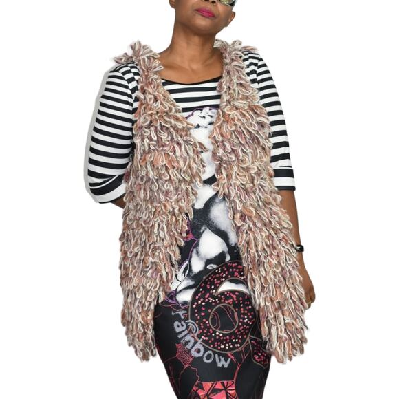 Hand Knit by Dollie Vest Tan Loop Yarn Alpaca Chunky Shaggy Wearable Art Large - Picture 8 of 15